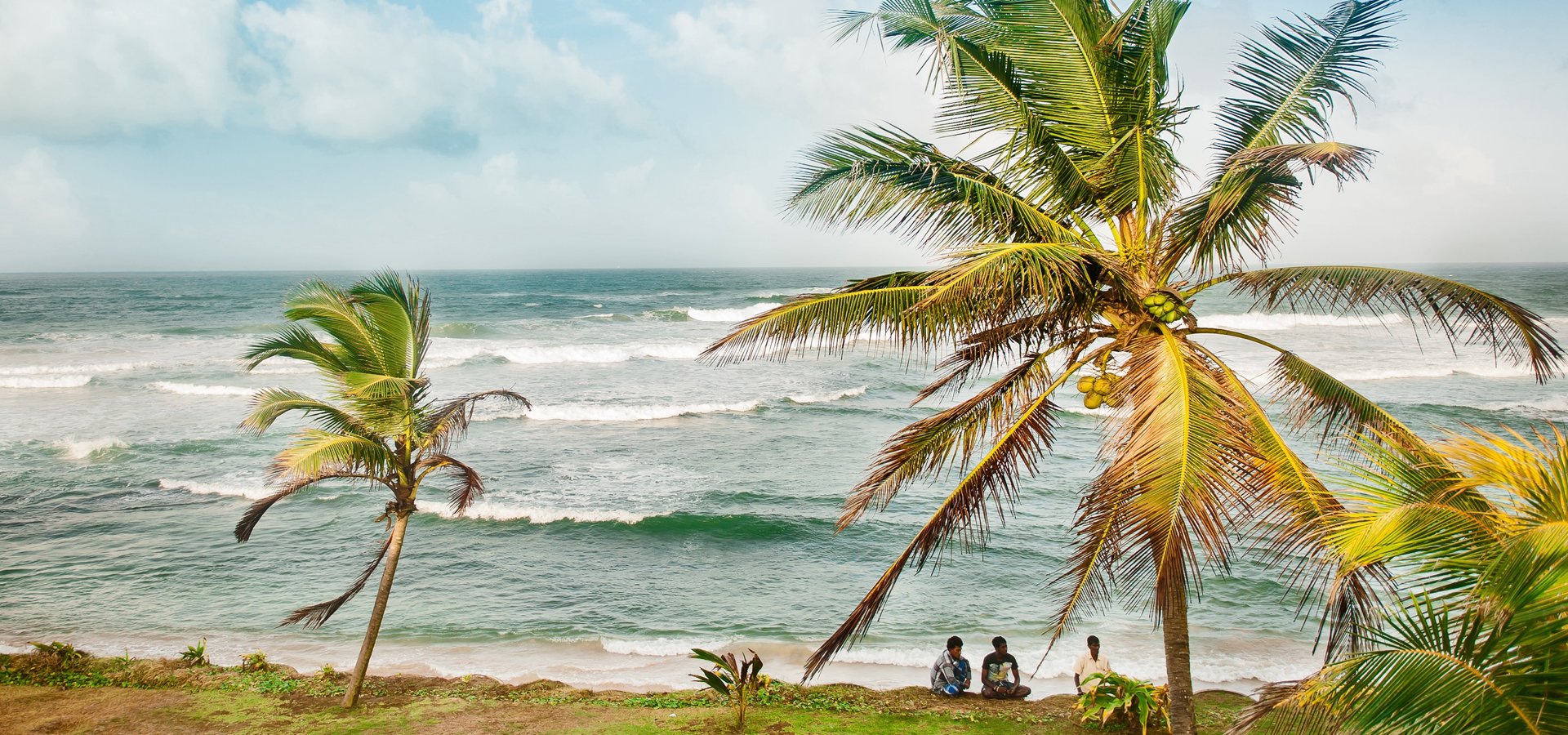 Ahangama, Sri Lanka surfing destination — Ahangama's tropical surf coast, Sri Lanka