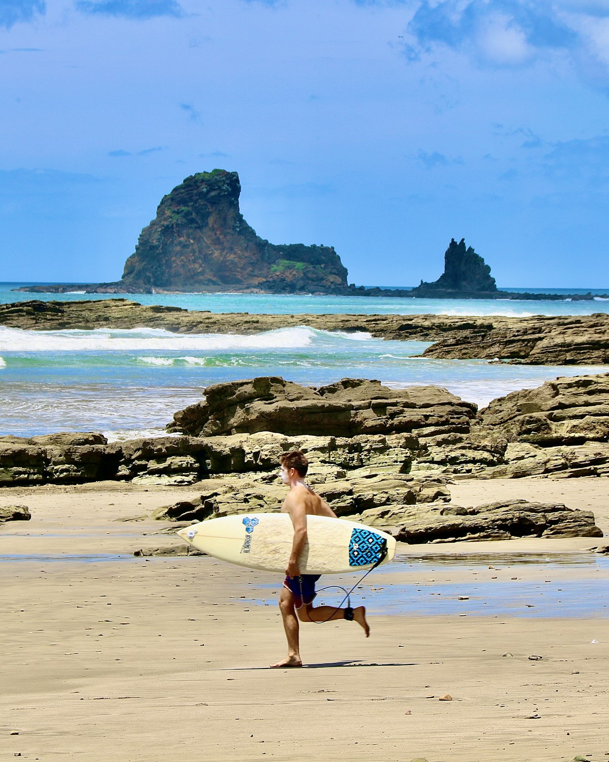 Surfing in Popoyo, Nicaragua — Popoyo's powerful surf, Nicaragua