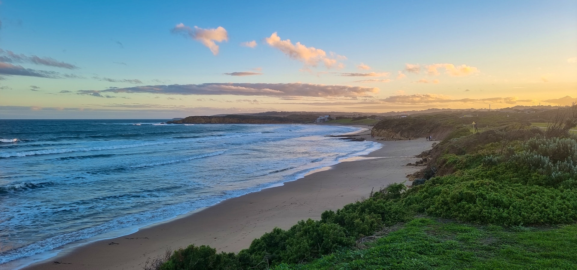 Torquay, Australia surfing destination — Torquay's surf coast, Victoria, Australia